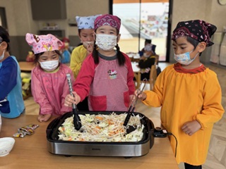 安全で美味しく、そして何より子どもたちが喜んで食べられる給食を
